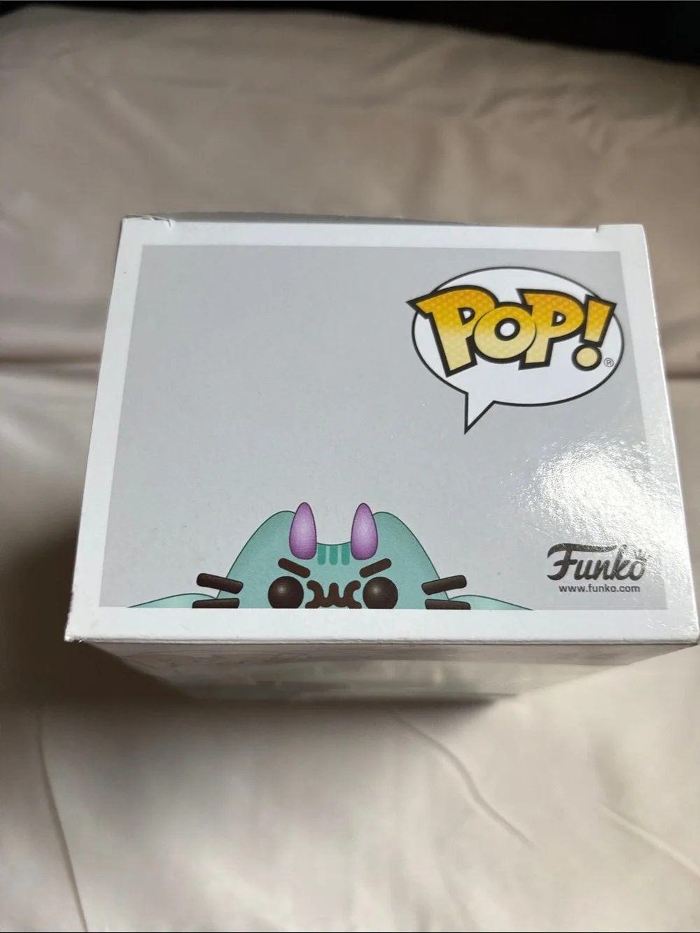 Funko Dragonsheen Pusheen Vinyl Figure - Mint Green & Lavender Accents
